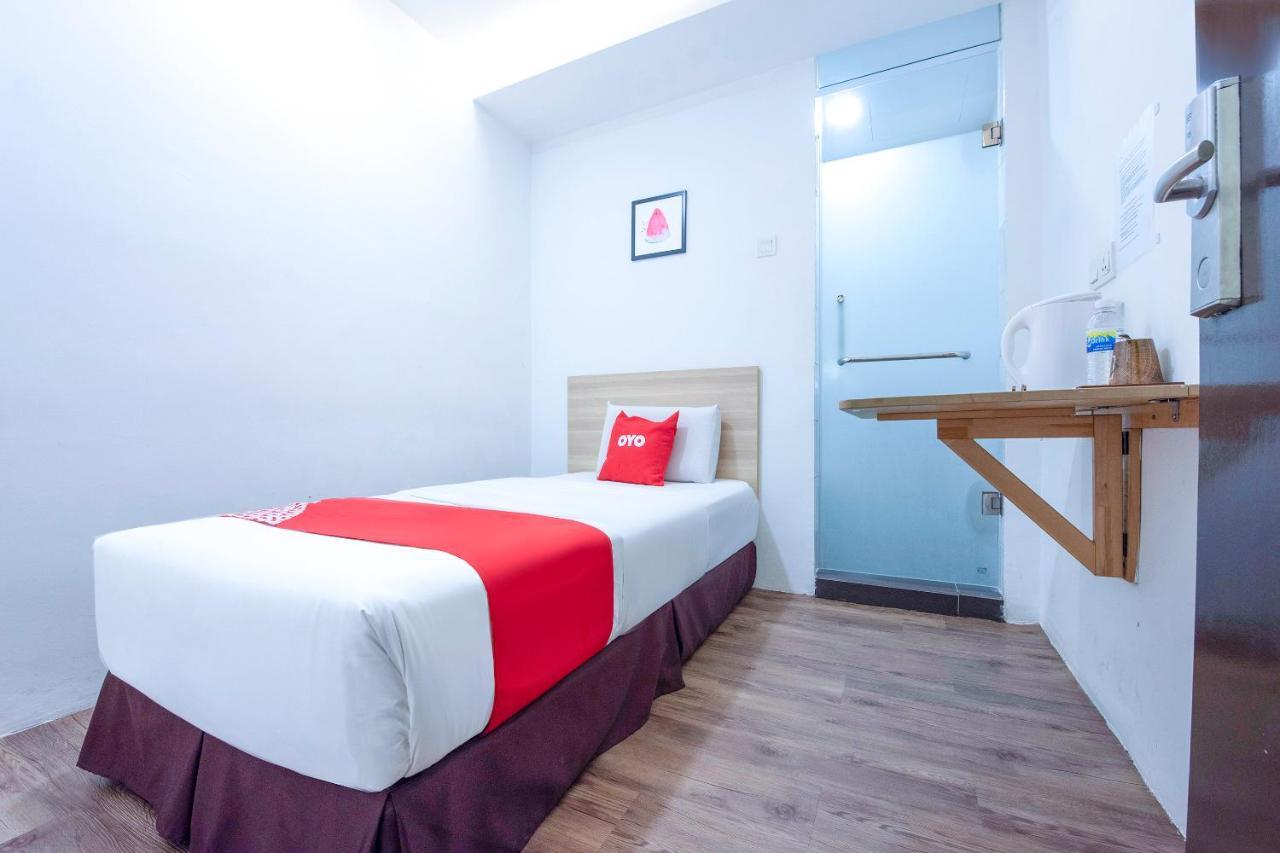 Oyo 90403 North City Hotel Johor Bahru Ngoại thất bức ảnh